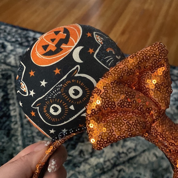 Halloween Minnie Mouse Ears - Picture 4 of 8